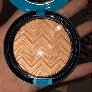 BNIB MAC Patrick Starr Powder Highlighter
